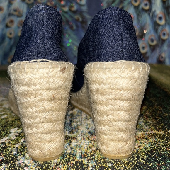 Neiman Marcus Size 8 Denim Wedge Espadrilles - Picture 7 of 14